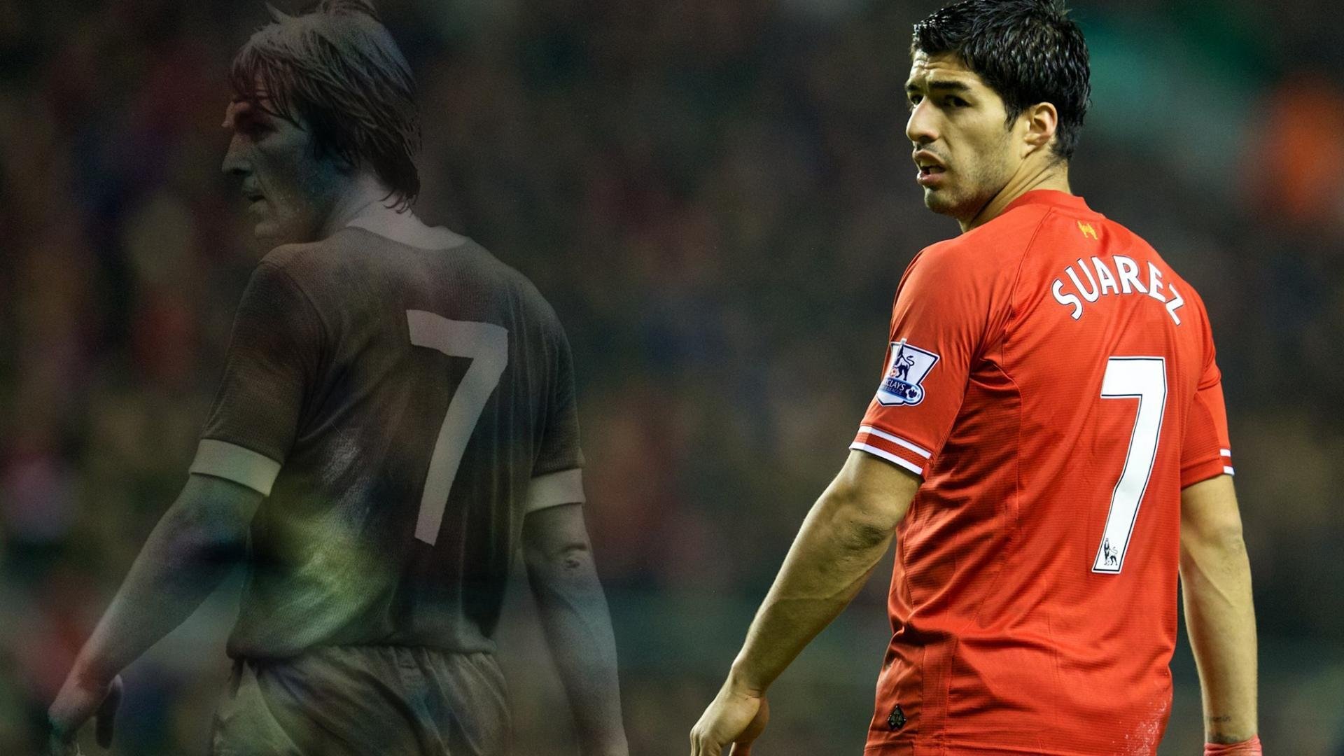 VAR的争议:科技与足球的平衡点在哪里?,足球vr技术