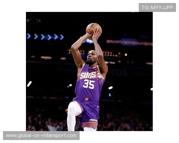 凯文·杜兰特弧顶变向后干拔跳投,太阳锁定末节胜局