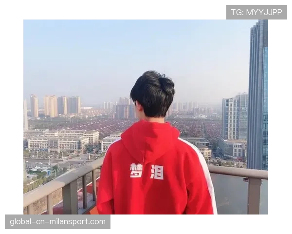 [战队名]解散传闻：在那场告别战后，选手的背影让无数老粉在评论区哭成泪人💔
