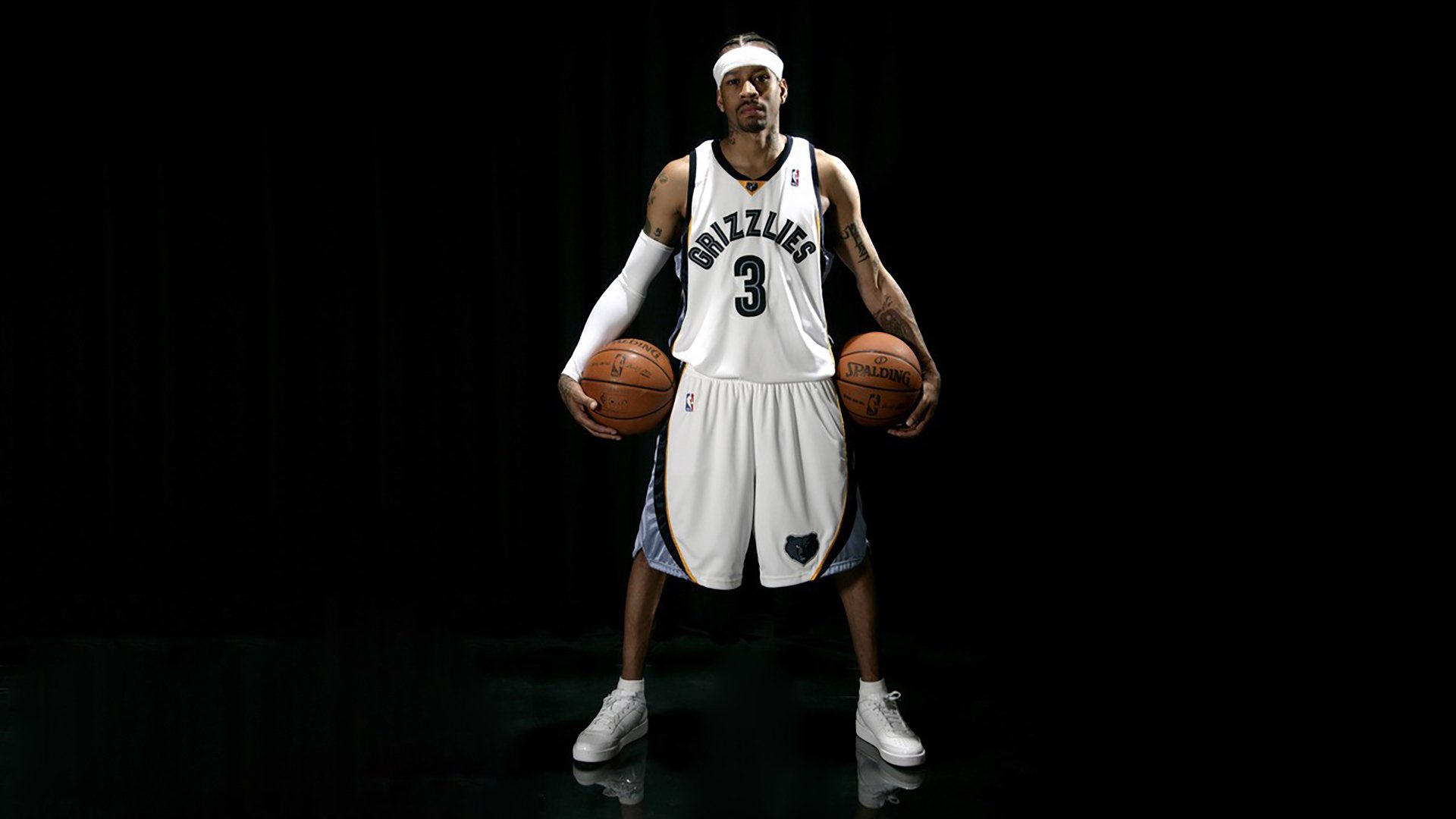 湖人队迎来季后赛佳绩，士气大振，湖人季后赛前景